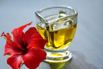 How To Infuse Hibiscus Flowers In Oil.
