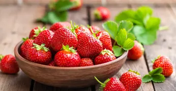 Strawberry Plant Care – Growing and Maintenance Guide for NZ.