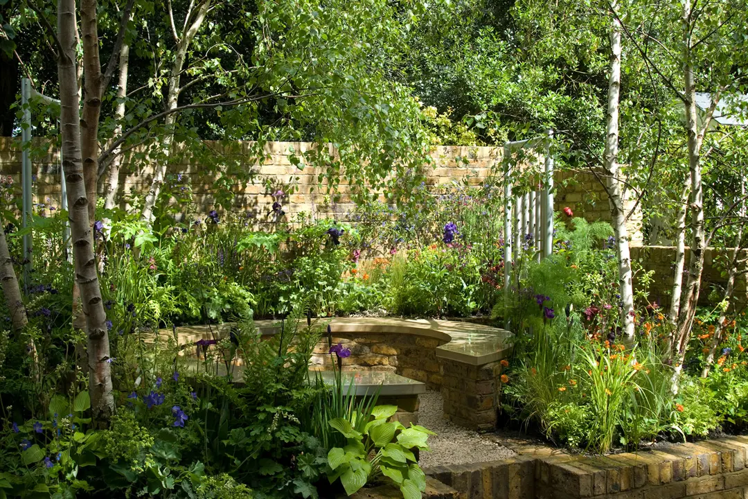 Tranquil cottage garden