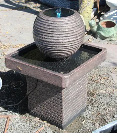 Fountain_Nui_4_
