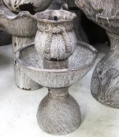 SKN4_water_fountain